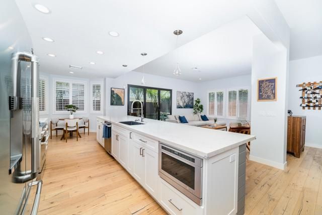261 Chinquapin Avenue, Carlsbad, CA 92008