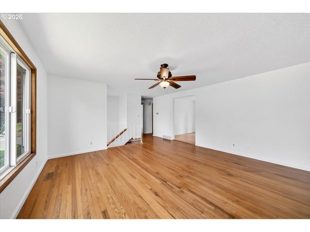 1776 Ne GRANT St, Hillsboro, OR 97124