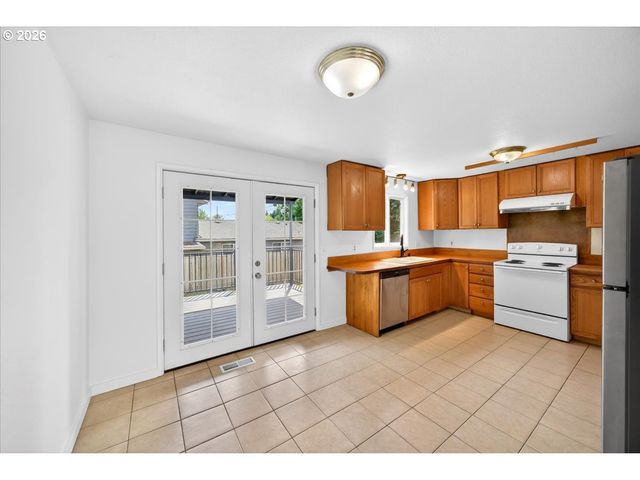 1776 Ne GRANT St, Hillsboro, OR 97124