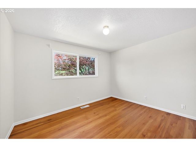 1776 Ne GRANT St, Hillsboro, OR 97124