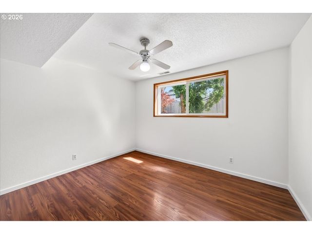 1776 Ne GRANT St, Hillsboro, OR 97124