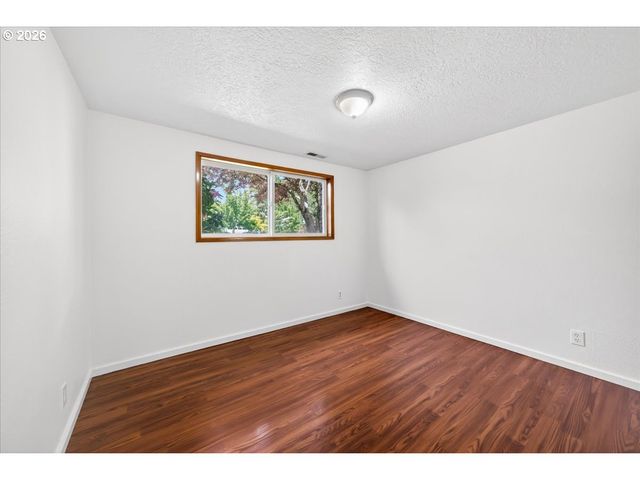 1776 Ne GRANT St, Hillsboro, OR 97124