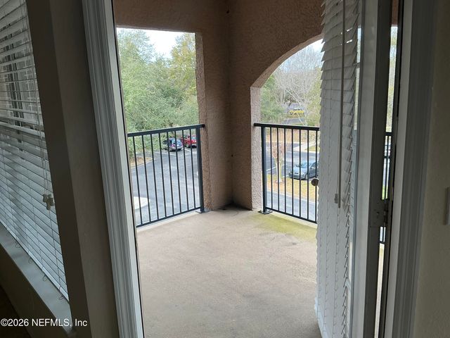 10961 BURNT MILL Road 238, Jacksonville, FL 32256