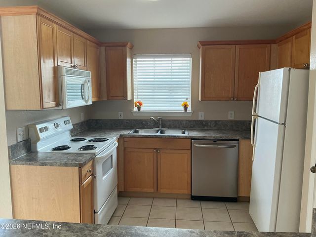 10961 BURNT MILL Road 238, Jacksonville, FL 32256