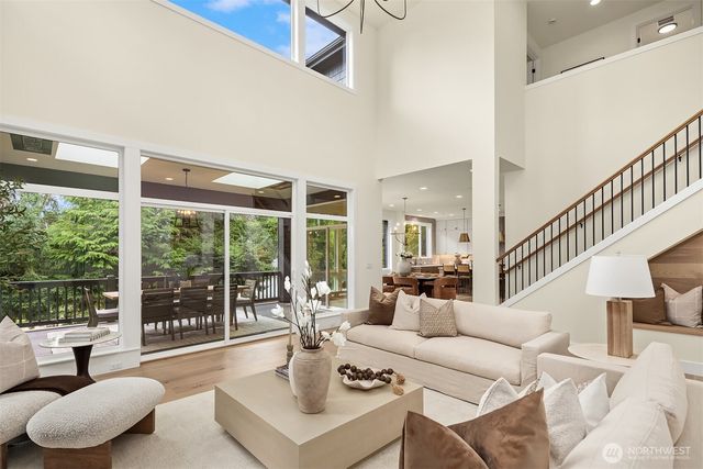 1531 158th Court SE, Bellevue, WA 98008