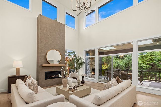 1531 158th Court SE, Bellevue, WA 98008