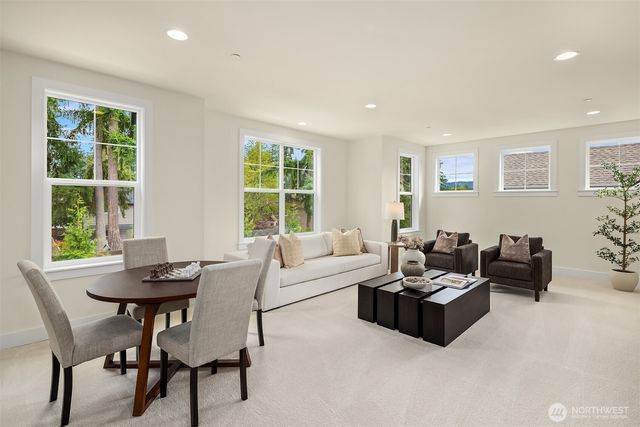 1531 158th Court SE, Bellevue, WA 98008