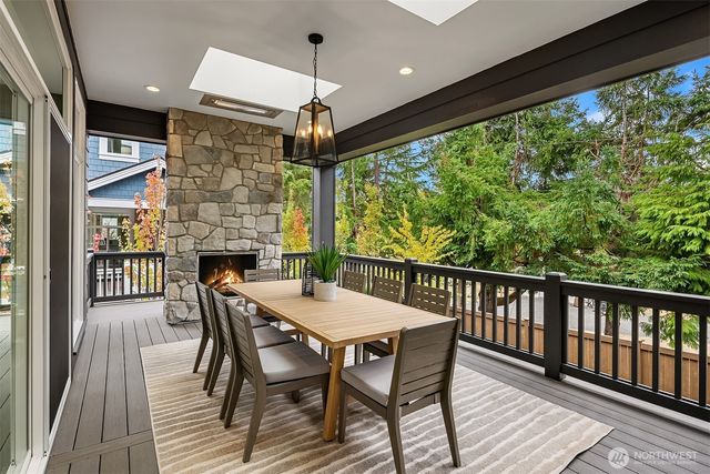 1531 158th Court SE, Bellevue, WA 98008