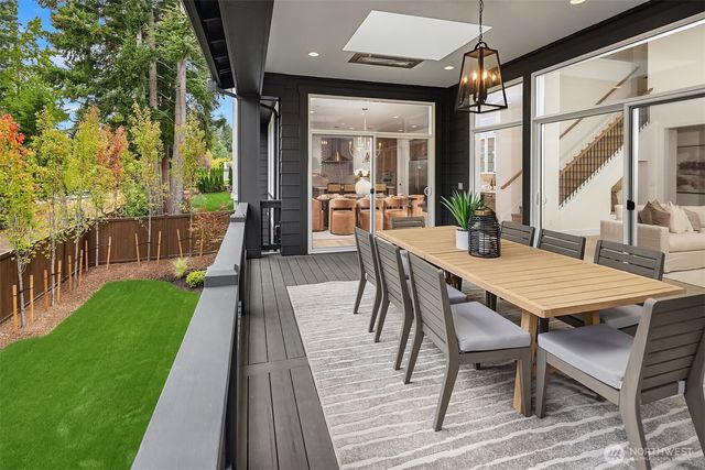 1531 158th Court SE, Bellevue, WA 98008