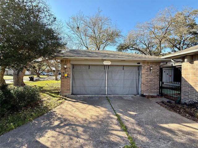 15806 Crystal Grove Drive, Houston, TX 77082