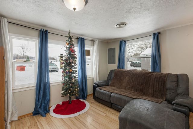 53122 Stryker Street, Elkhart, IN 46514