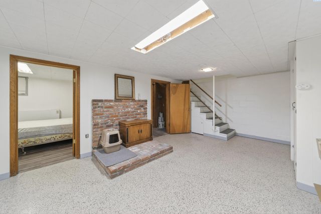 1011 Comstock St, Richland, WA 99352