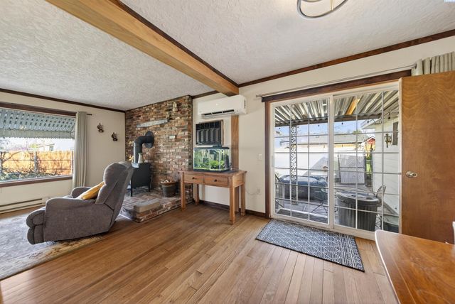 1011 Comstock St, Richland, WA 99352