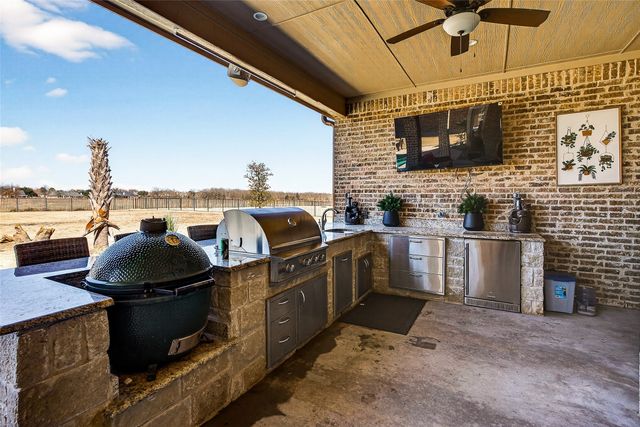 12099 Briargrove Lane, Talty, TX 75126