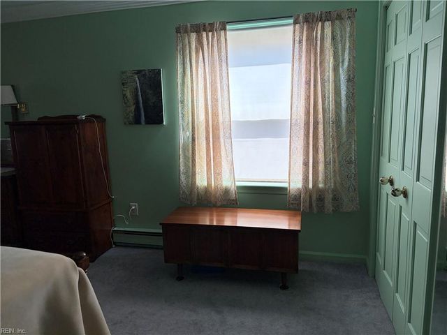 108 Dawson DR, Seaford, VA 23696