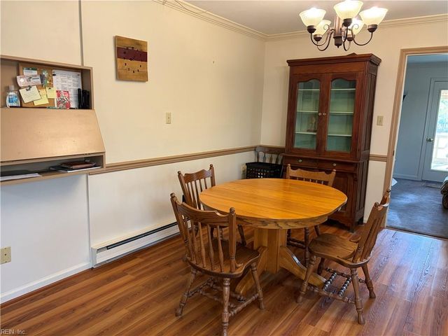 108 Dawson DR, Seaford, VA 23696