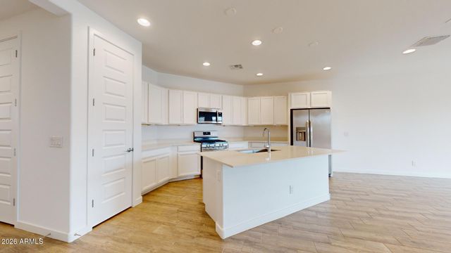9332 W ENCINAS Lane, Tolleson, AZ 85353