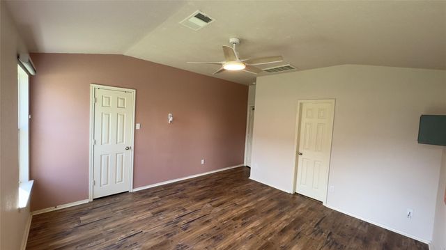 700 Sweet Leaf LN, Pflugerville, TX 78660