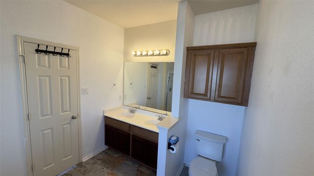 700 Sweet Leaf LN, Pflugerville, TX 78660