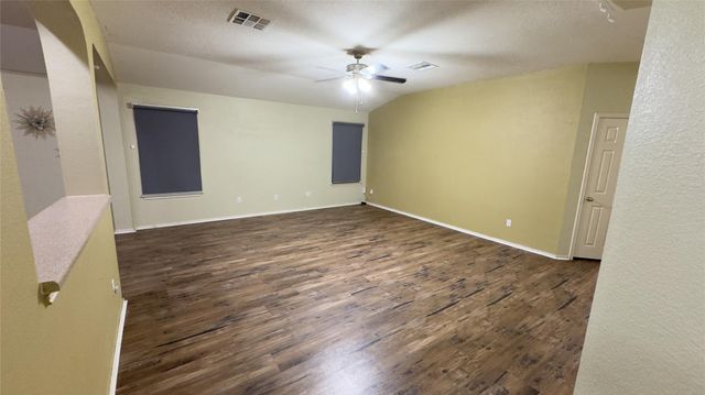 700 Sweet Leaf LN, Pflugerville, TX 78660