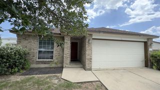 700 Sweet Leaf LN, Pflugerville, TX 78660