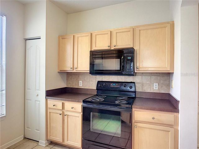 12824 MADISON POINTE CIRCLE 103, Orlando, FL 32821