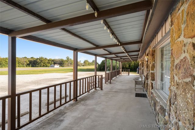 400 E Highway 64, Warner, OK 74469