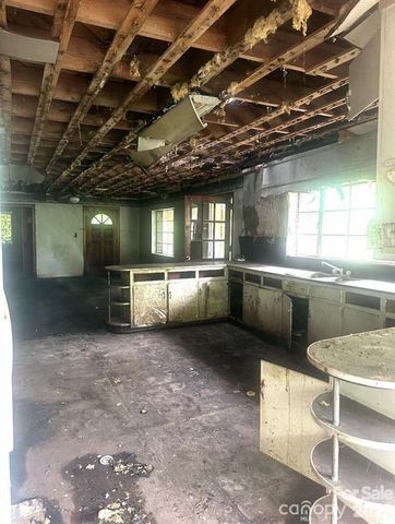 2870 Rutherford College Road, Connelly Springs, NC 28612