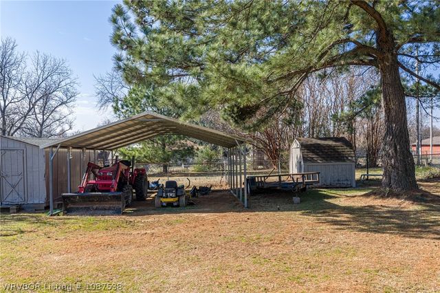 19 Westward Street, Van Buren, AR 72956