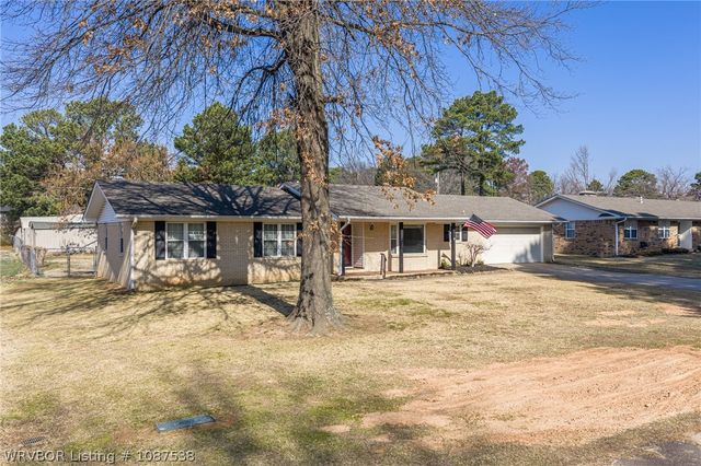 19 Westward Street, Van Buren, AR 72956