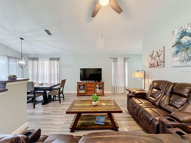 2464 SAINT AUGUSTINE BOULEVARD, Haines City, FL 33844