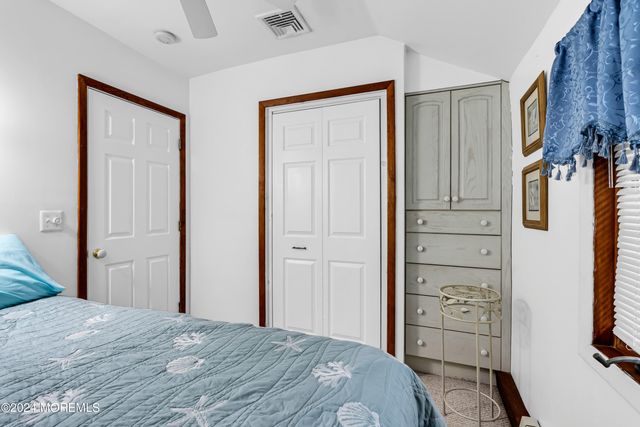 50 1st Avenue, Manasquan, NJ 08736