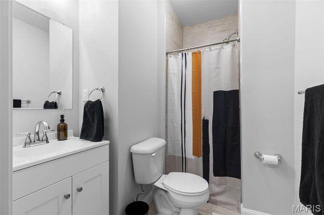 2634 Lyle Avenue, Maplewood, MO 63143