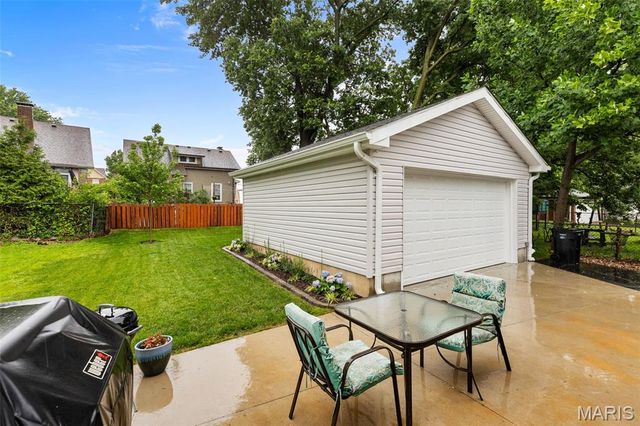2634 Lyle Avenue, Maplewood, MO 63143