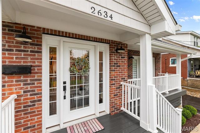 2634 Lyle Avenue, Maplewood, MO 63143