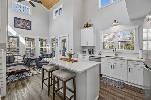 246 Hemlock Cove, Tracy City, TN 37387