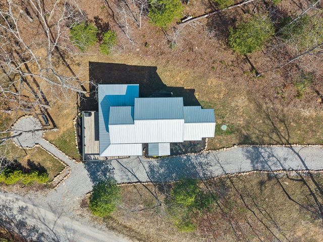 246 Hemlock Cove, Tracy City, TN 37387