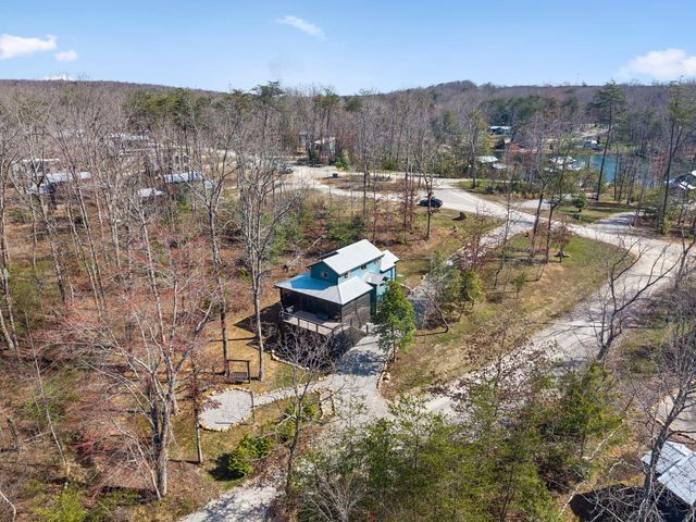 246 Hemlock Cove, Tracy City, TN 37387