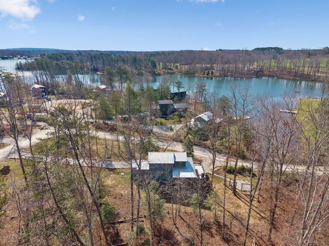 246 Hemlock Cove, Tracy City, TN 37387