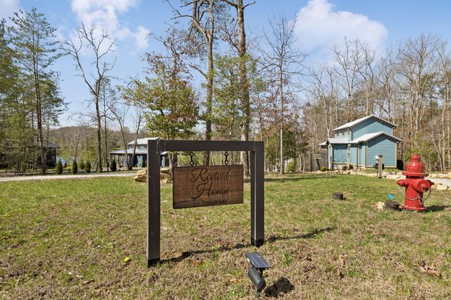 246 Hemlock Cove, Tracy City, TN 37387