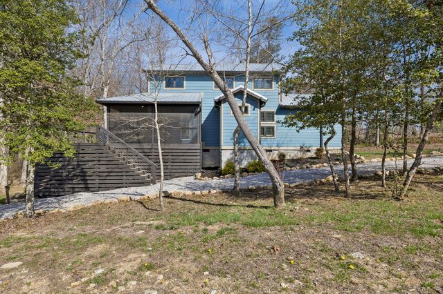 246 Hemlock Cove, Tracy City, TN 37387