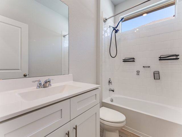 9609 Alderleaf Trail, Fort Worth, TX 76036