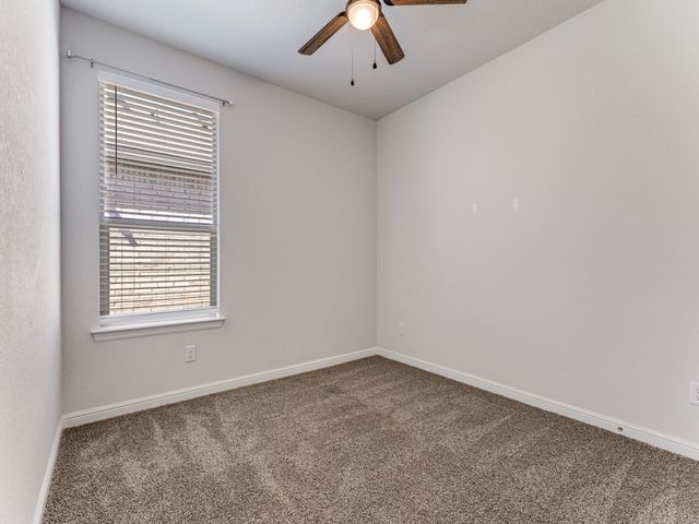 9609 Alderleaf Trail, Fort Worth, TX 76036