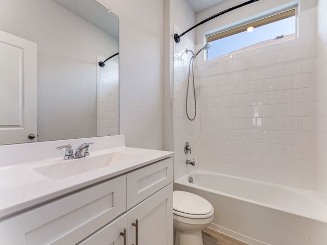 9609 Alderleaf Trail, Fort Worth, TX 76036