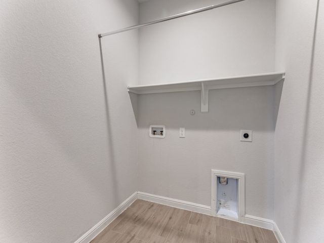 9609 Alderleaf Trail, Fort Worth, TX 76036