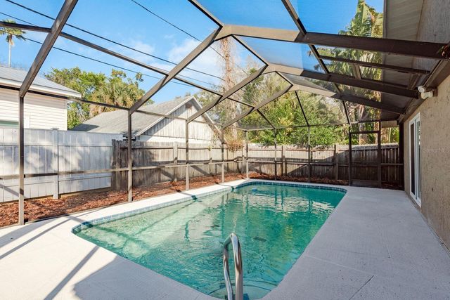 550 ONTARIO AVENUE, Crystal Beach, FL 34681