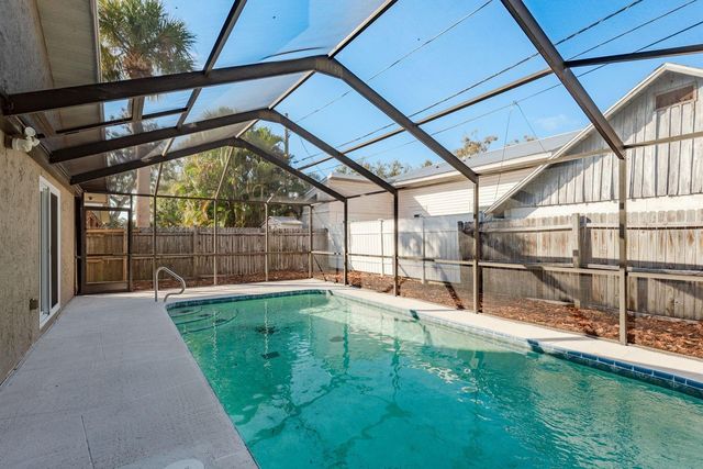 550 ONTARIO AVENUE, Crystal Beach, FL 34681