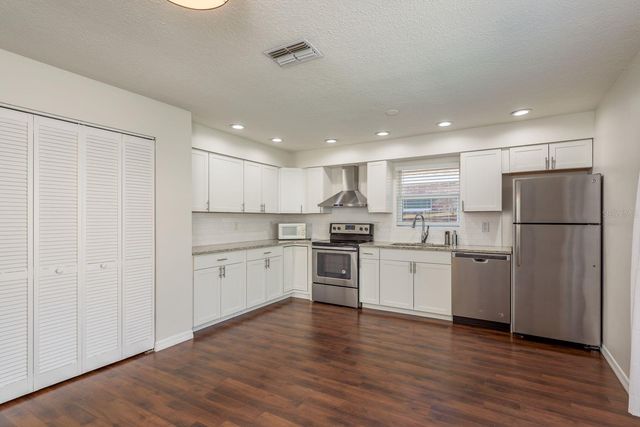 550 ONTARIO AVENUE, Crystal Beach, FL 34681