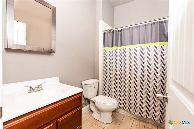 703 E Avenue North, Temple, TX 76504