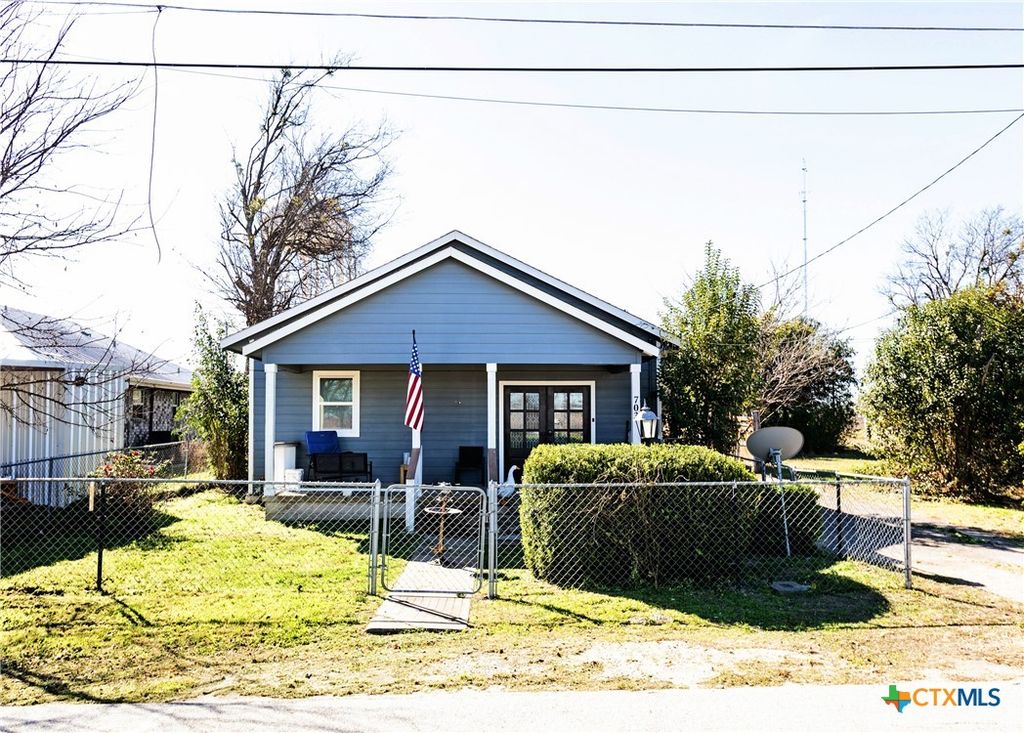 703 E Avenue North, Temple, TX 76504